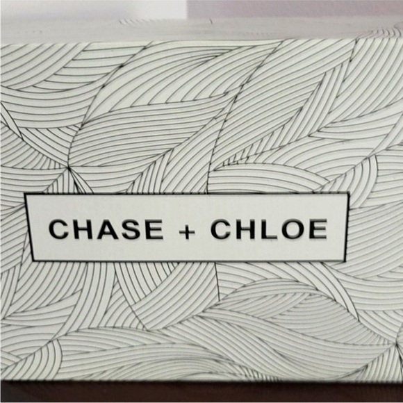 Never worn clear strappy sandals with large gemstones - Picture 1 of 7